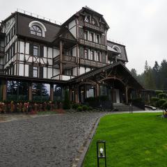 Готель «Crona Hotel & Spa» Східниця